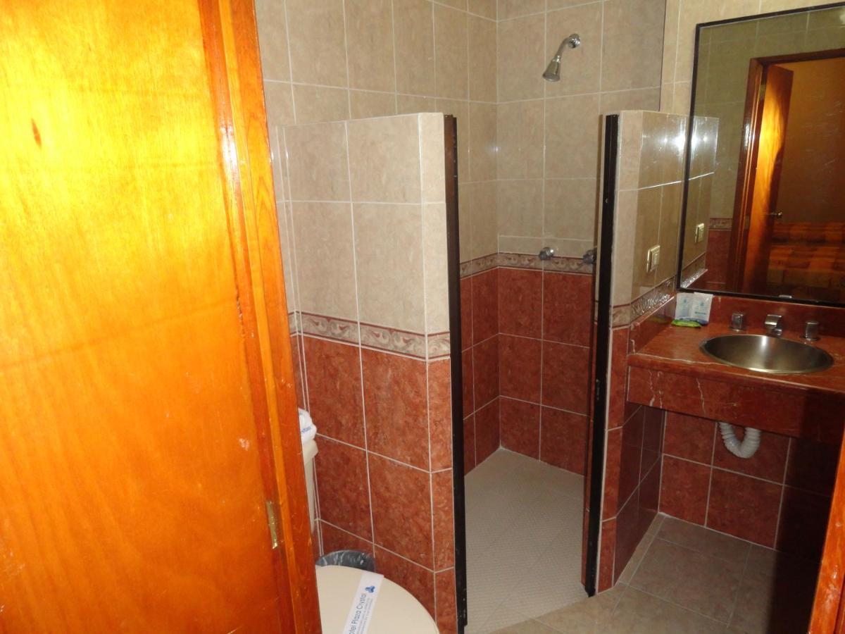 ג'אלאפה Hotel Plaza Crystal מראה חיצוני תמונה