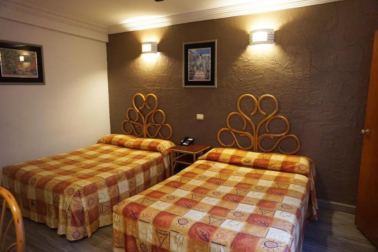 ג'אלאפה Hotel Plaza Crystal מראה חיצוני תמונה