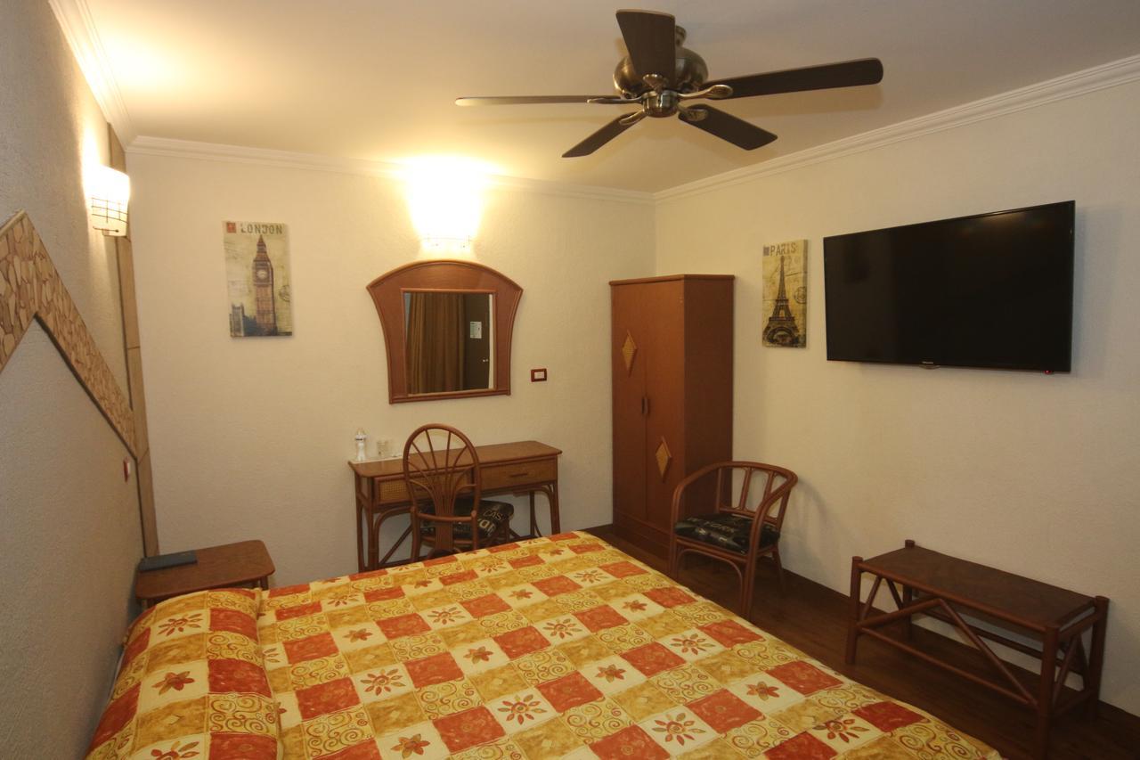 ג'אלאפה Hotel Plaza Crystal מראה חיצוני תמונה