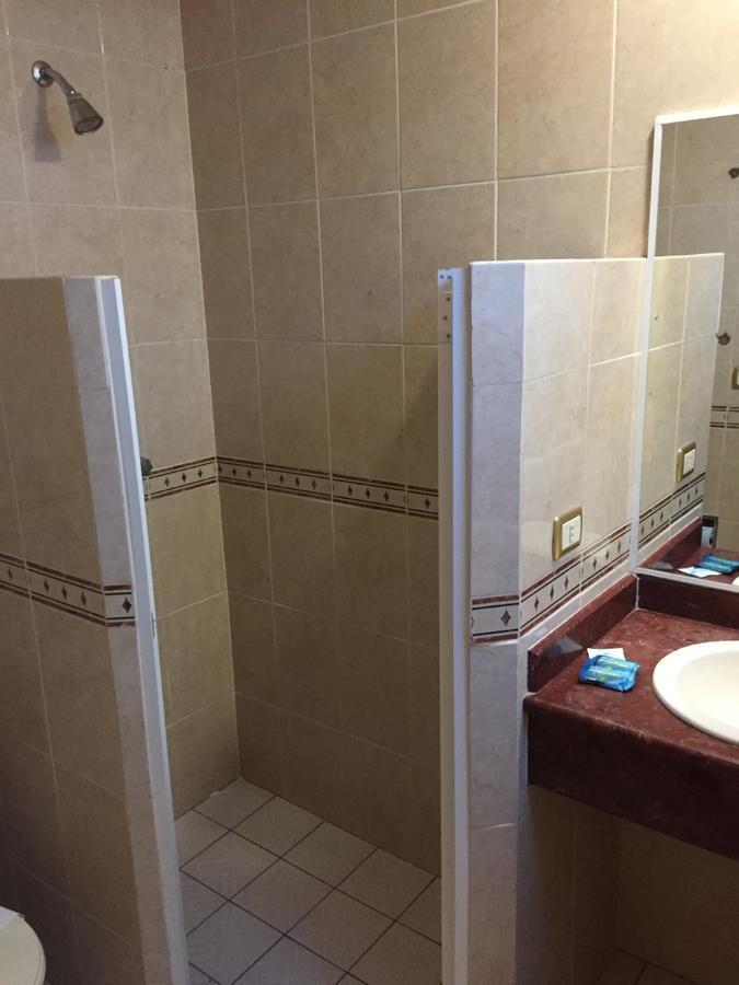 ג'אלאפה Hotel Plaza Crystal מראה חיצוני תמונה