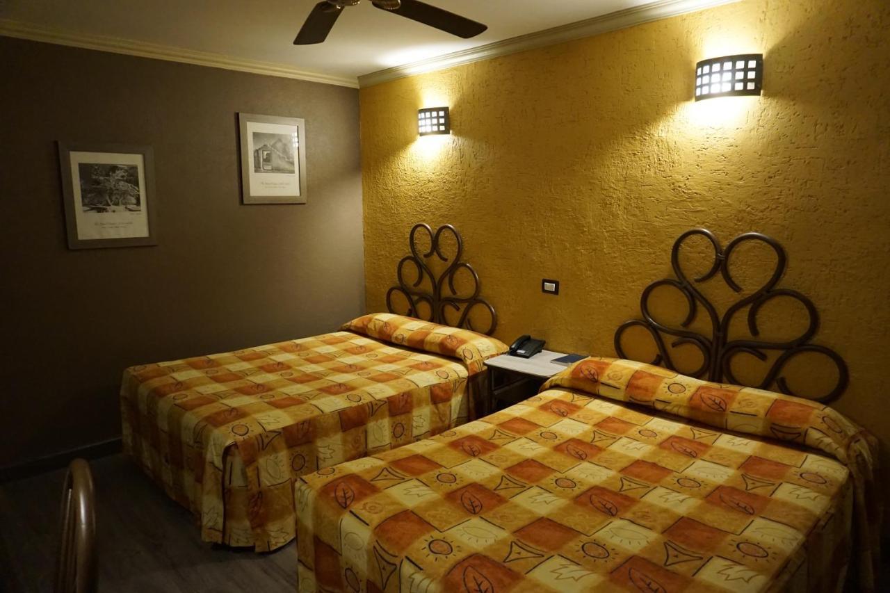 ג'אלאפה Hotel Plaza Crystal מראה חיצוני תמונה